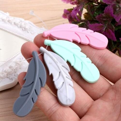 Nursing Feather Pendant Baby Teether Silicone Soother Chew Toy Teething Necklace