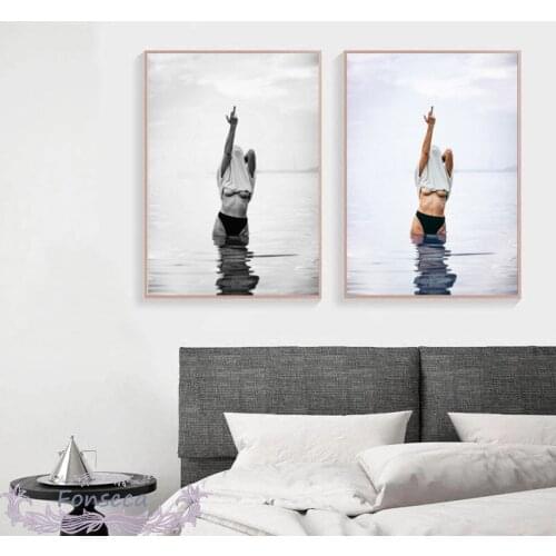Fashion Black White Poster Sexy Middle Finger Feminist Canvas Painting Wall Art Nude Woman Pictures Modern Living Room Decor