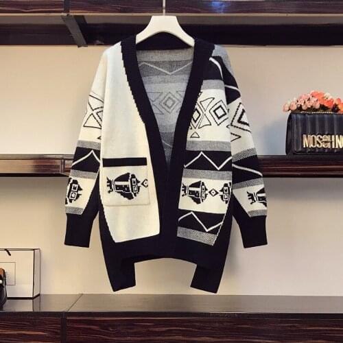Women Winter Knit Cardigans V neck Vintage Sweet Heart Cardigans Oversized Knit Jacket Thick Warm Christmas Coat 2021
