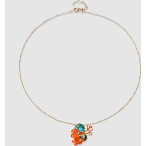 Amorita boutique cute crab necklace