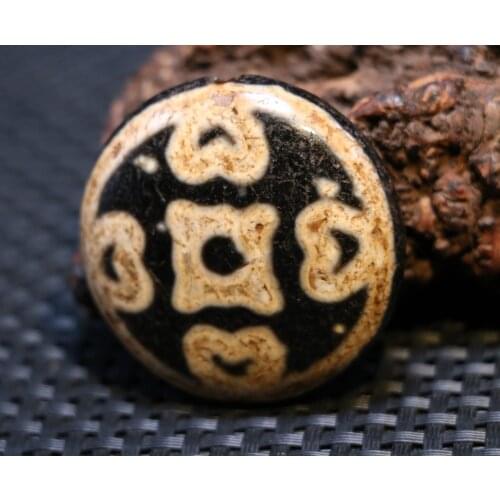 Treasure Magic Power Tibetan Old Agate Lotus Base Pure Love Coin Shape Goat Eye dZi Bead Pendant Totem timestown