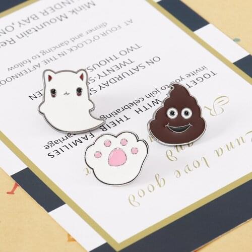 Cute pink cat paw print cartoon animal cat metal brooch funny stool pin decoration costume hat jewelry accessory