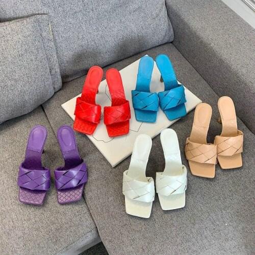 2021 Early Spring Knitted Shoes INS Rhombus Stiletto Heel Fashion Square Head Roman Style Catwalk Womens Slippers