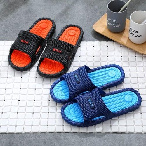 Home Indoor Summer Slippers Female Bathroom Bathing Slippers Non-Slip Sandals New Casual Soft Bottom Shoes Zapatillas de hombre