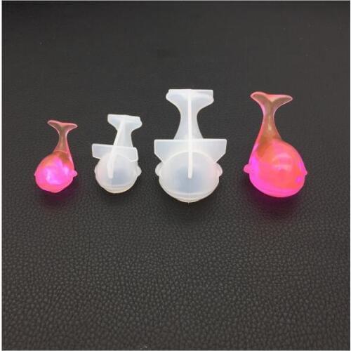 2019diy crystal Epoxy mirror three-dimensional whale mold aromatherapy plaster handmade ornaments size pendant