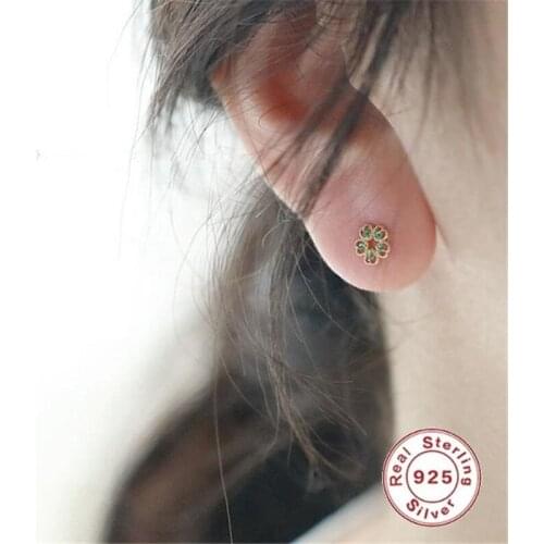 CCFJOYAS 925 Sterling Silver Mini Green Color Zircon Flower Stud Earrings for Women French Niche Retro Temperament Earring