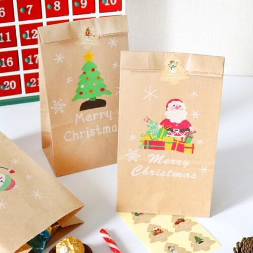 6pcs Kraft Paper Christmas Gift Bag Merry Christmas Wrapping Paper Bag Baking Candy Gift Bag with Sticker packaging bags
