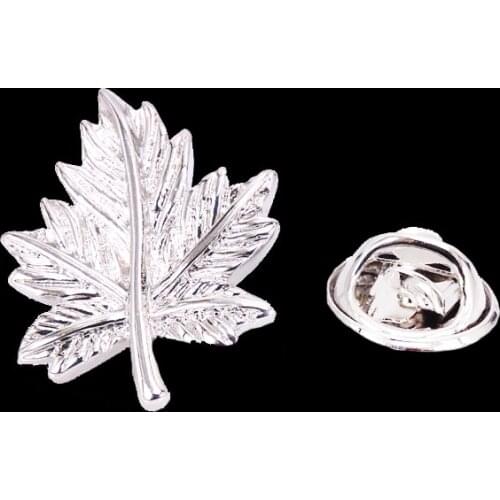 Brooch Lapel Pin For Men Pins and Brooches Silvery Maple leaves Lapel Pin Badge Brooch Mens jewelry accessorie wholesale