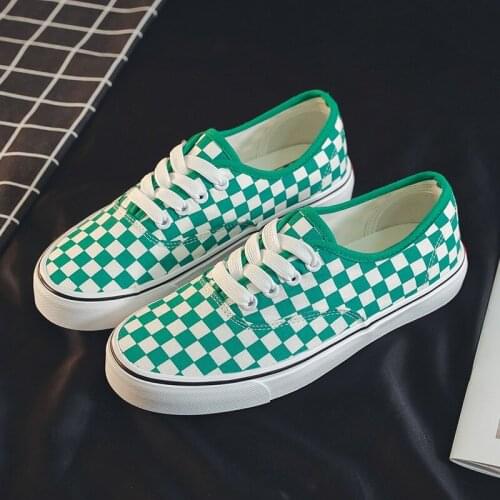 Spring and Summer New Womens Wild Student Canvas Shoes Fashion Women Casual Skateboard Shoes Lovers Flat Shoes Women