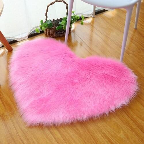 Home Home Textile Multifunctional Shaggy Living Room Heart-shaped Carpet Faux Wool Floor Mats Cute Girl Wind