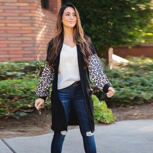 Fall / winter 2020 new womens jacket large casual T-shirt casual medium length leopard print stitching cardigan top