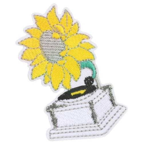 Colorful Cute Sunflower Embroidery Cloth Stickers DIY Clothes Luggage Hat Applique Decoration Down Jacket Patch Accessories 2pcs
