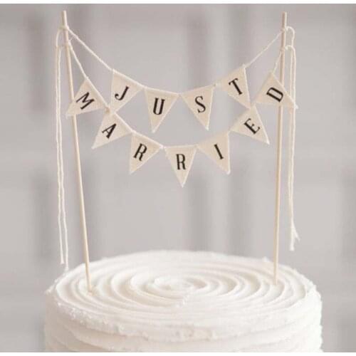 1 set Just Married Wedding Small Banner Cake Topper Romantic Wedding Cake Decorating Party Supplies cake flags free shipping