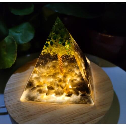 Orgonite Pyramid Healing Crystals Energy Reiki Chakra Multiplier Stone Crafts EMF Protection Lucky Gather Wealth Stone Ornament