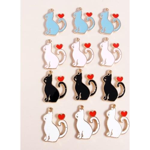 10pcs 20*25mm Show Love Cat Charms for Necklaces Earrings Making Accessories Cartoon Animal Heart Pendants Jewelry Findings