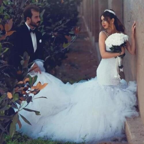 New Design Sweep Train 2021 Mermaid Wedding Dresses Spaghetti sleeveless Backless Tulle Tiered Skirts Appliques wedding gowns