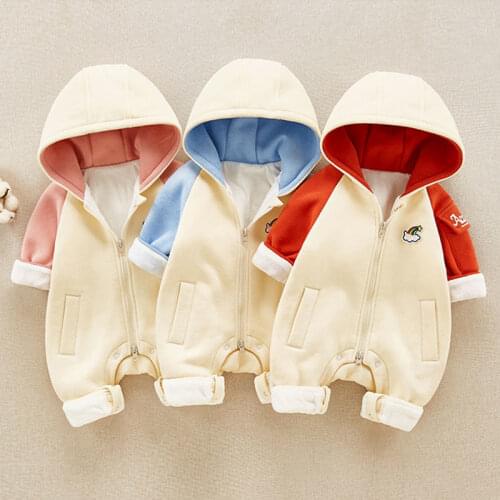 Baby clothes jumpsuit spring autumn outing clothes cute super autumn clothes boys and girls baby romper winter clothes romper