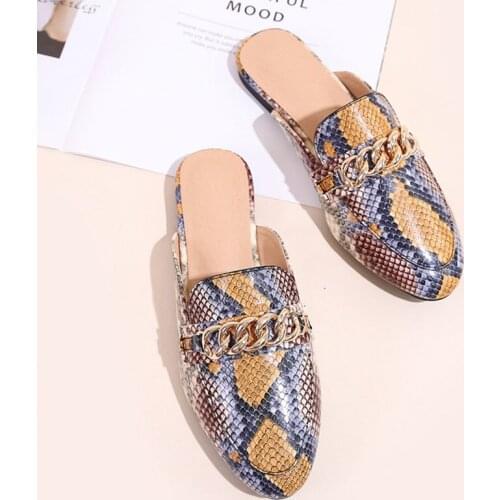 Women Slide Flat Slippers Fashion Serpentine Chain Design Mules Slip on Comfortable Round Head Leisure Female Shoes
