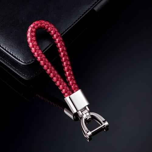Hand Woven Leather Car Keychain For Chevrolet Cruze Captiva Aveo Camaro Metal 360 Degree Rotating Horseshoe Buckle Key Chain