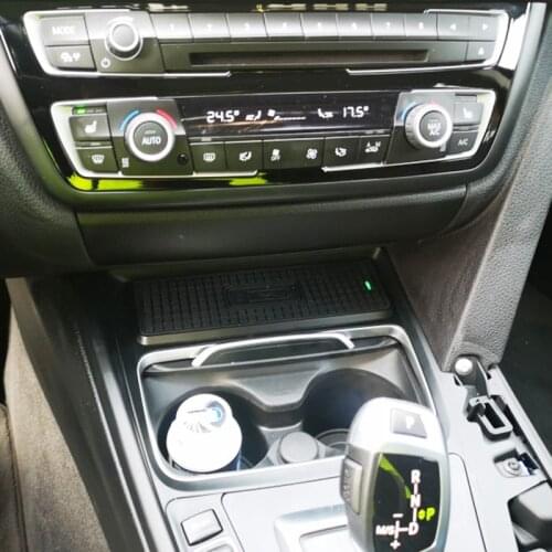 10W QI wireless charging phone charger charging plate accessories for BMW 3 4 Series F30 F31 F32 F33 F34 F35 F36 F82 for iPhone