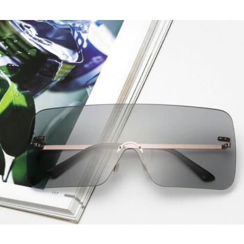2019 Hot Sunscreen Anti-peeping Sunglasses Oversized Mask Shape Shield Style Men Women Windproof One Large Lens Sun Glasses NX