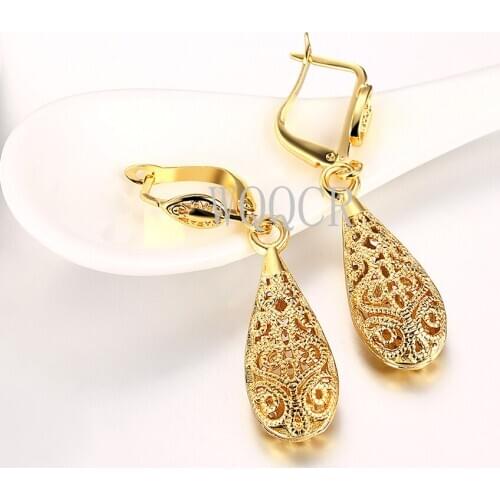 925 Sterling Silver Hollow Retro Gold Three-Color Selection Flowers Ladies Cute Earrings Ladies Jewelry Birthday Gifts Cheap