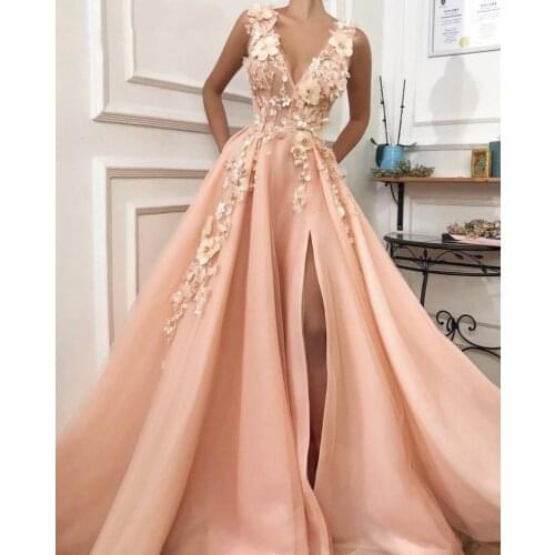 Pink Prom Dress Long V-Neck Tulle Flowers Crystal Appliques Handmade Side Split Formal فساتين السهرة Party Dress Graduations