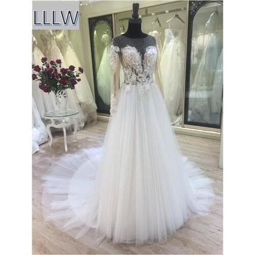 Ivory Lace Appliques Beading Long Sleeves Floor-Length A-Line Wedding Gowns Chapel Train Custom Made Bridal Dresses