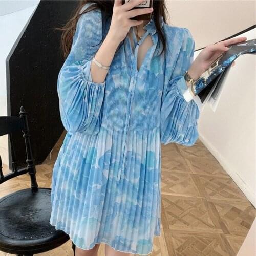 French super fairy long sleeve Pleated Dress early autumn new 2021 large blue Lantern Sleeve Chiffon short skirt