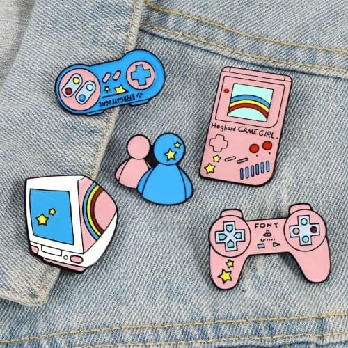 Pink Game Girl Enamel Pins Computer Display Gamepad Cartoon Brooch Denim Shirt Lapel Pin 90s Vintage Fun Badge Jewelry for Kids