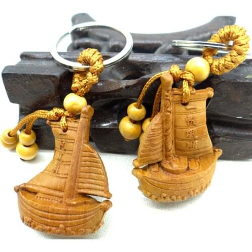 Mahogany Three-dimensional Engraving Keychain Lifelike Zodiac signs Keyring gift for friend women men jewelry car keychain A6