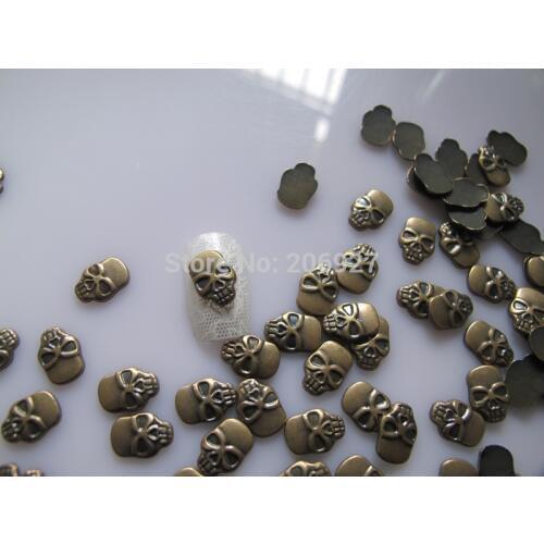 RC149-1 30pcs Cute Skull Shape Nail Resin Decoration Outlooking