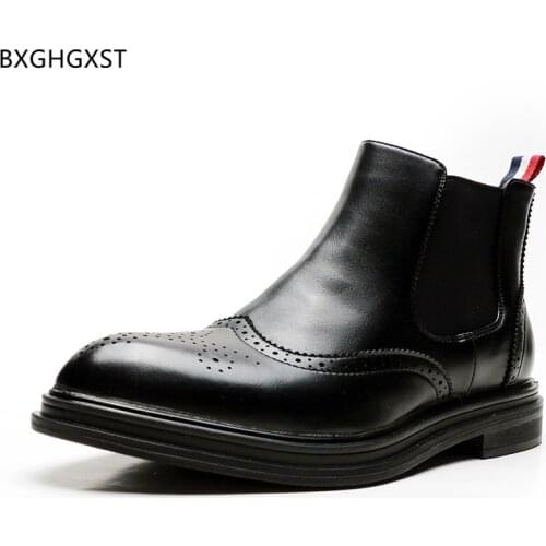 Black Chelsea Boots for Men Male Brogue Shoes Men Ankle Boots for Man 2021 Man Dress Shoes Leather Boots Men Chaussure De Homme