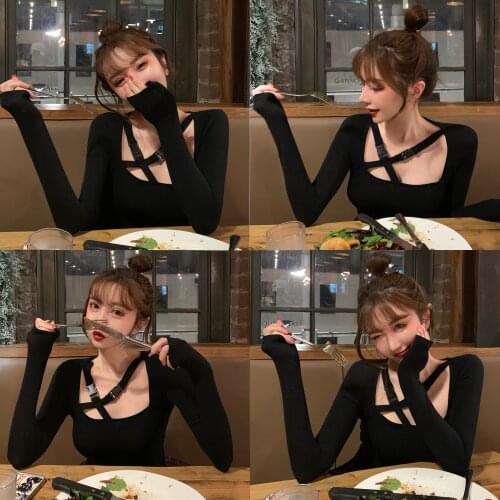 2020 Korean knitwear autumn new slim long sleeve hollow out shoulder short black westernized top trend