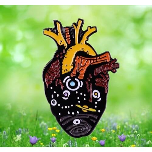 Space Anatomic Heart Starry Sky enamel pin Among Galaxies And Planets Symbol Of Love Philosophy Psychology Creative Art Brooch