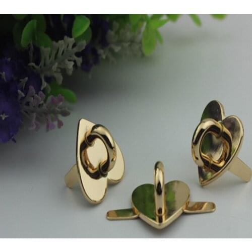 10pcs/lot Pale gold diy high-grade metal plating heart-shaped arch bridge lock base bags hardware accessories