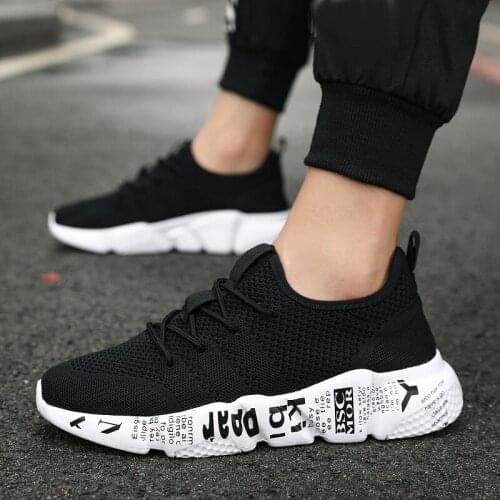 Mens Sneakers Light Running Shoes Breathable Mesh Men Sports Casual Shoes Outdoor Summer Walking Flat Shoes Fashion Casual Shoes