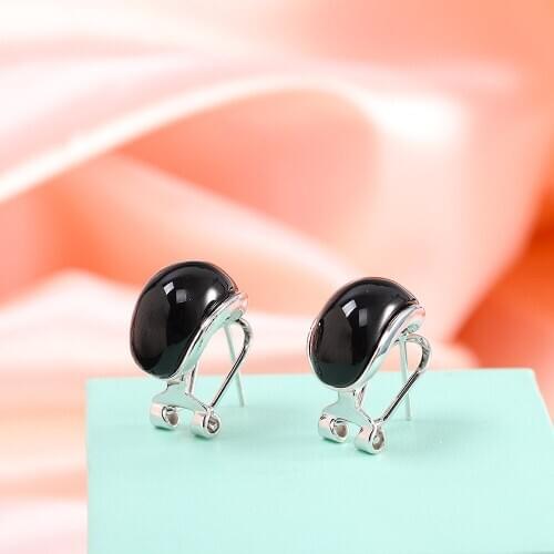 MetJakt Fashion Simple S925 Sterling Silver Womens Black Agate Ear Clip Trend