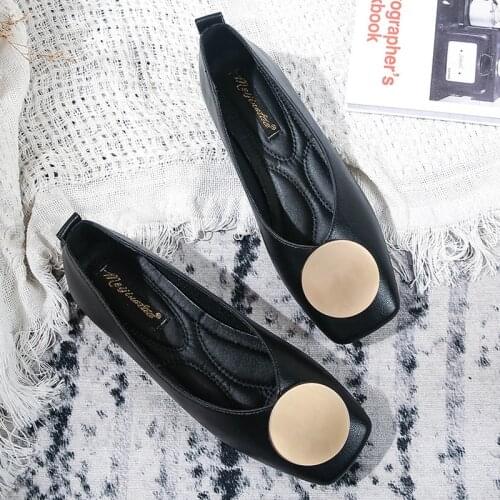 Brand Ladies Shoes Woman Large Size Flats Square Toe Ballet Shoes Round Buckle Slip On Moccasins Chaussures Femme Comfy Loafers