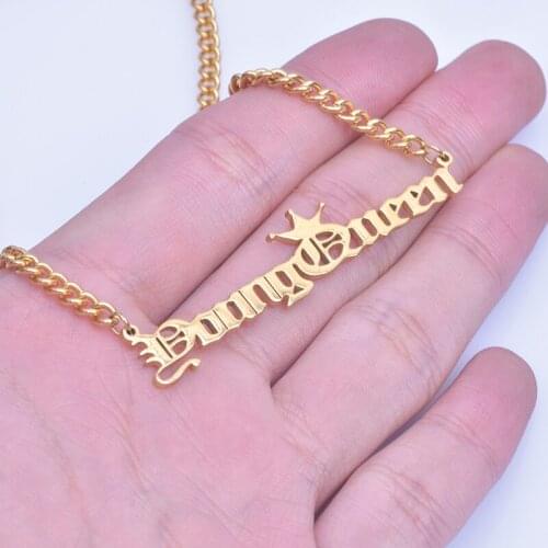 Vintage Custom Letter Young Crown Name King Queen Pendant Princess Charms Necklaces Gifts For Mom Friend Jewelry Diy