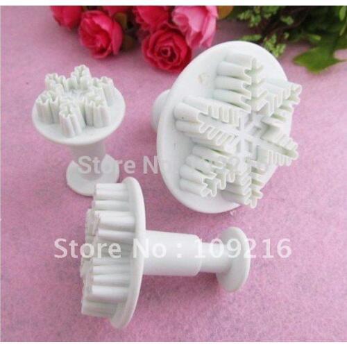 3pcs/set 3D Snow Food Grade Plastic Biscuit Cookies Decorating Fondant Spring Plunger Cutter Tools