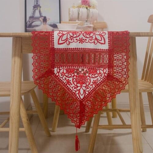 Polyester Patchwork Handmade Cutwork Embroidery Red Color Table Runner For Wedding Party Home Banquet Decoration Cabinet Cover