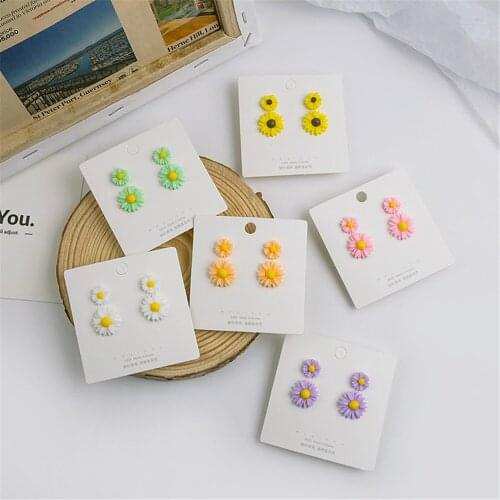 2020 Summer Tiny Daisy Flower Dangle Earrings Simple Personality Multiple Colors Flower Earring For Women Jewelry Accessories