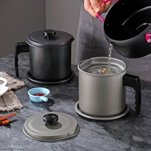 Household stainless steel large capacity oil bottle kitchen leak-proof storage tank kitchen supplies with filter mesh