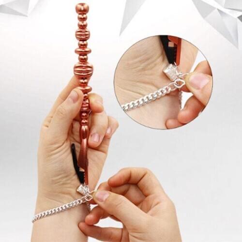 Bracelet Fastener Helper Magic Bracelet Wear Helping Hand Watch HolderClasp Fastener Tools Jewelry Helper