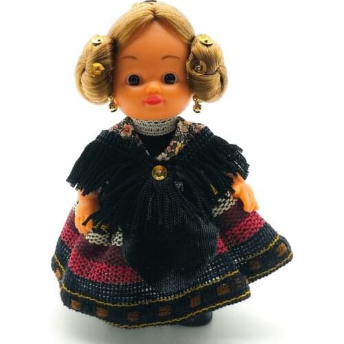 Lovedoll collection 15 cm dress Manchega Castilla la Mancha. Manufactured in Spain by Folk crafts. Similar barriguitas gift