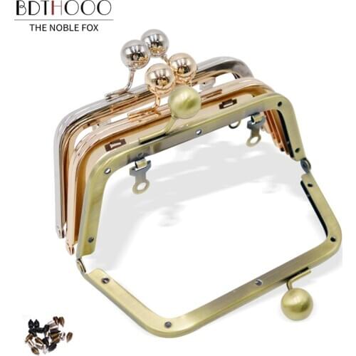 14 cm Bag Accessories Screw Purse Frame for Women Handle Clutch Bag DIY Metal Kiss Clasp Lock Handles Frame Hardware
