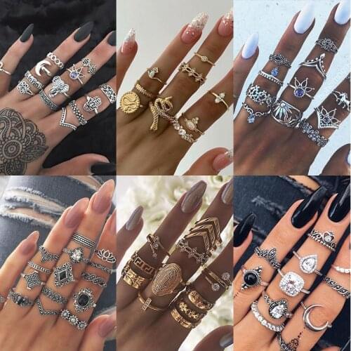YWSHK Boho Vintage Gold Star Knuckle Rings For Women Boho Crystal Star Crescent Geometric Female Finger Rings Set Jewelry 2021