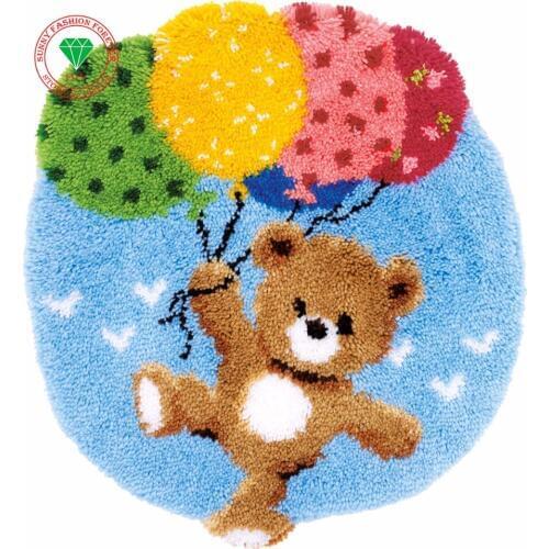 Hook Rug Kit DIY Crocheting Yarn Mat Latch Hook Rug Kit Floor Mat Stitch thread Carpet embroidery yarn for knitting Cartoon Bear