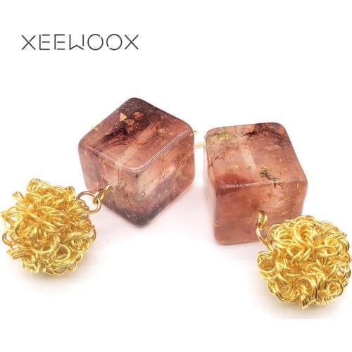 2019 New Design Big Golden Color Wire Ball Pink Brown Acrylic Block Long Statement Woman Man Girl Drop Earring XEEWOOX Creative